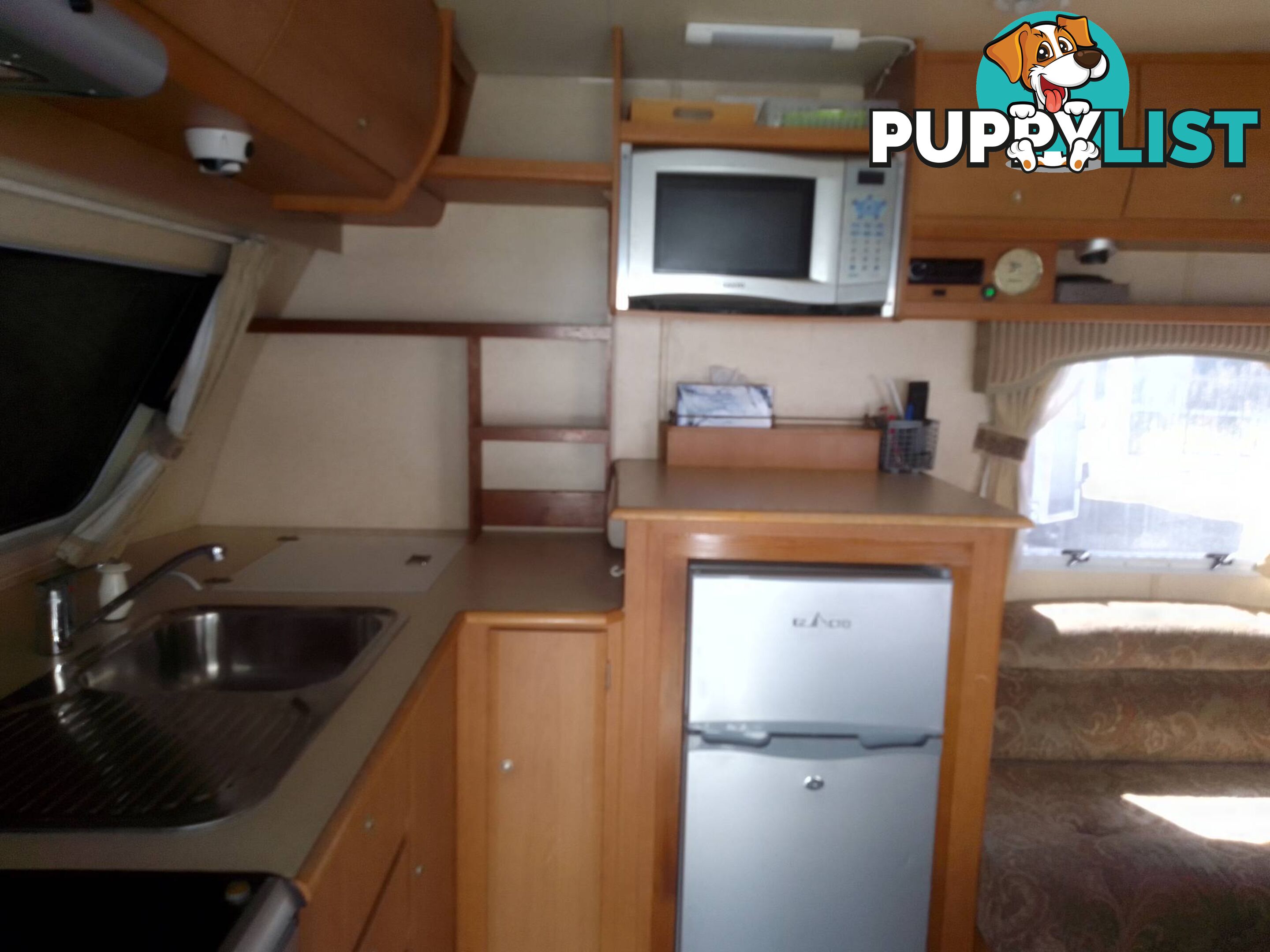 USED 2005 JAYCO HERITAGE DUAL AXLE 21.6FT TOURING CARAVAN