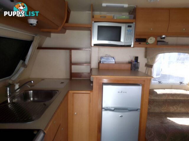 USED 2005 JAYCO HERITAGE DUAL AXLE 21.6FT TOURING CARAVAN