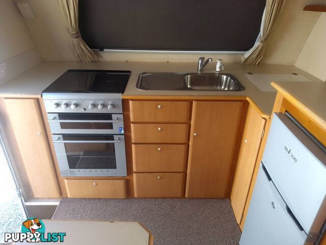 USED 2005 JAYCO HERITAGE DUAL AXLE 21.6FT TOURING CARAVAN