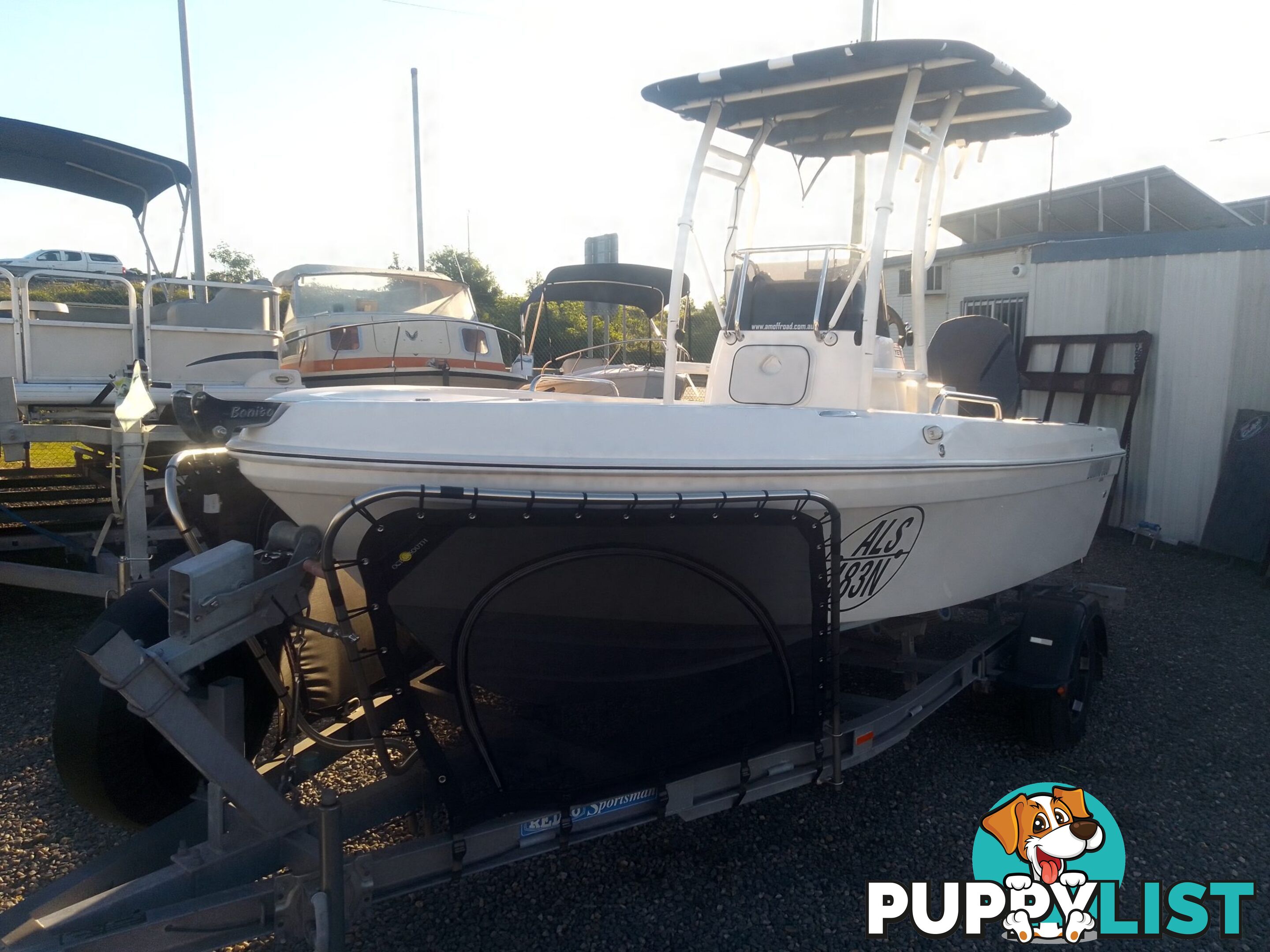 USED 2020 5M BONITO 500 CENTRE CONSOLE ON A 2020 MAYFAIR MARINE SINGLE AXLE TRAILER WITH A 2020 90HP MERCURY 4 STROKE OUTBOARD.