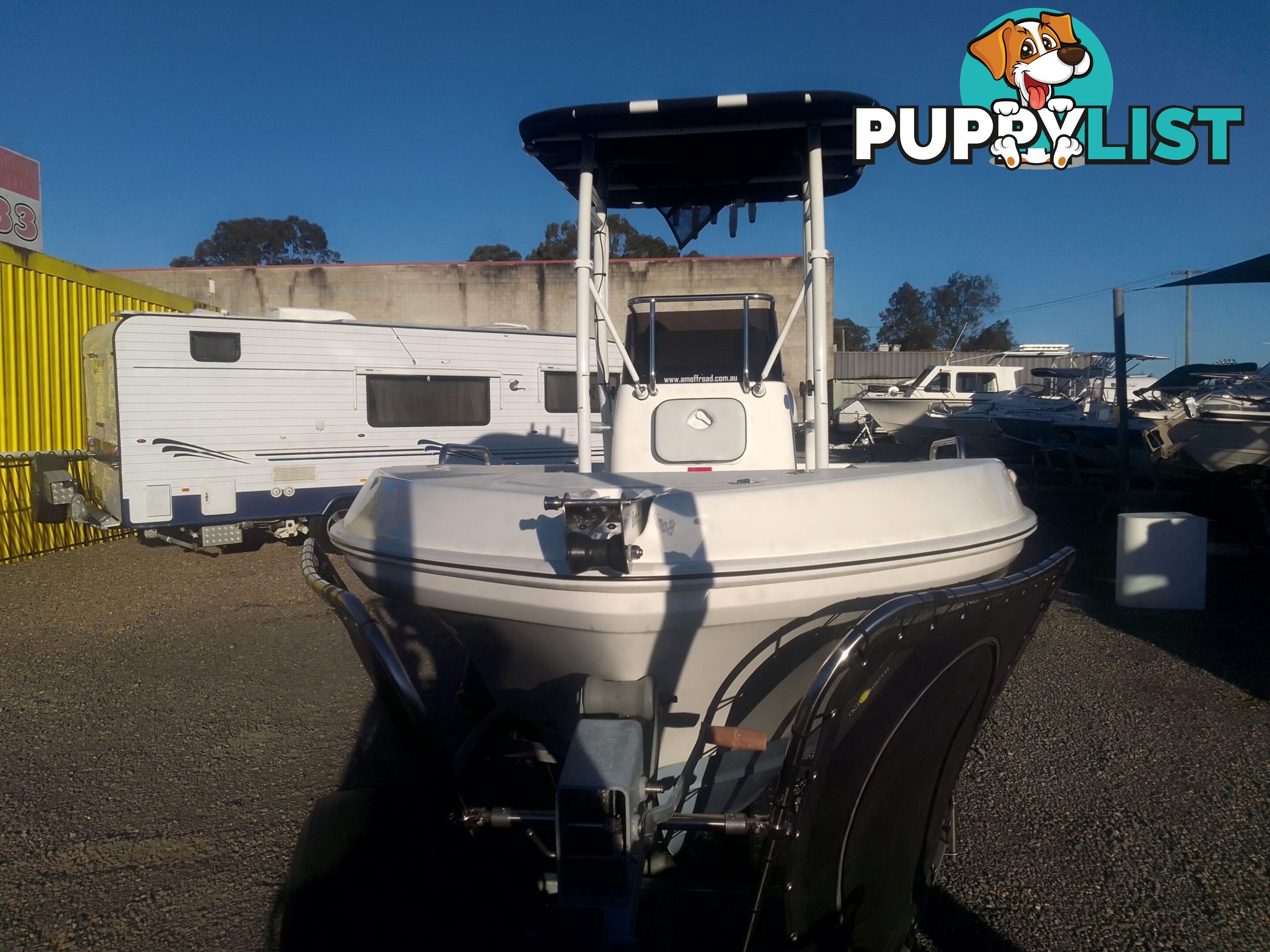 USED 2020 5M BONITO 500 CENTRE CONSOLE ON A 2020 MAYFAIR MARINE SINGLE AXLE TRAILER WITH A 2020 90HP MERCURY 4 STROKE OUTBOARD.
