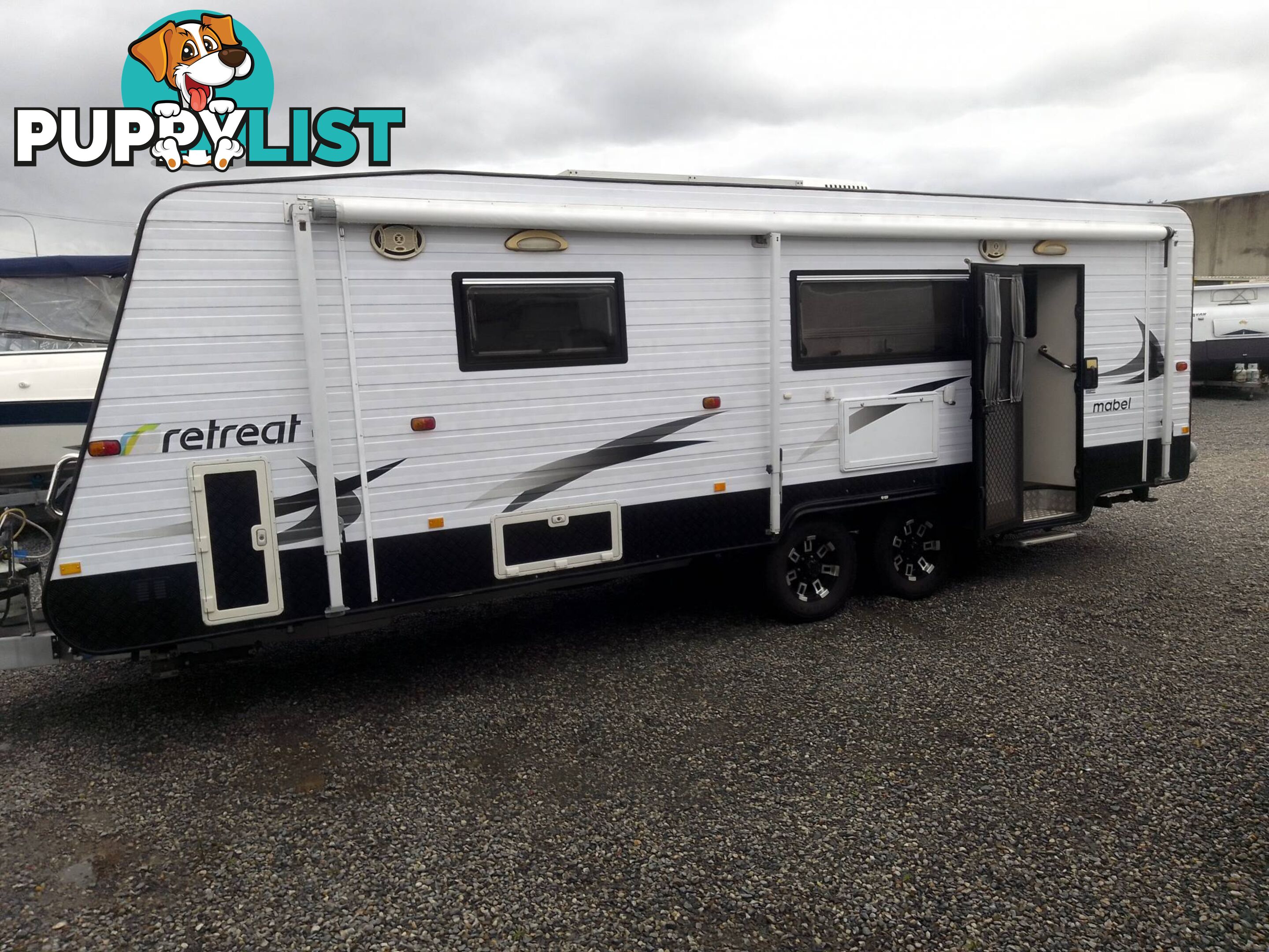 RETREAT MABEL 25FT TOURING CARAVAN