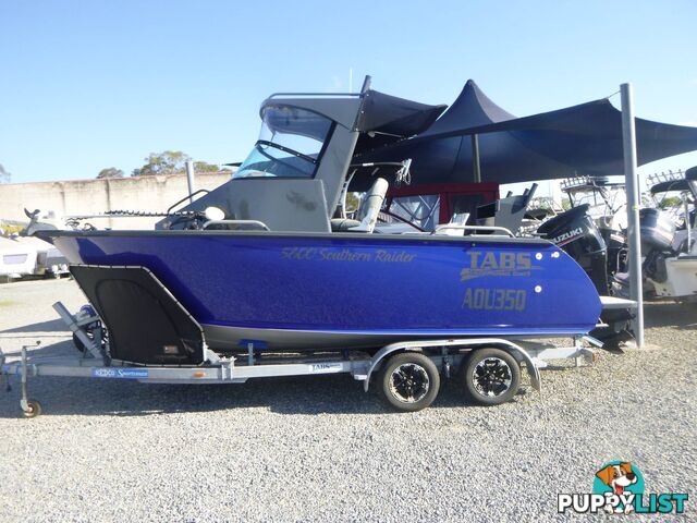 TABS 5600 SOUTHERN RAIDER PLATE BOAT -140HP SUZUKI 4 STROKE AND TRAILER