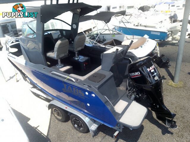 TABS 5600 SOUTHERN RAIDER PLATE BOAT -140HP SUZUKI 4 STROKE AND TRAILER