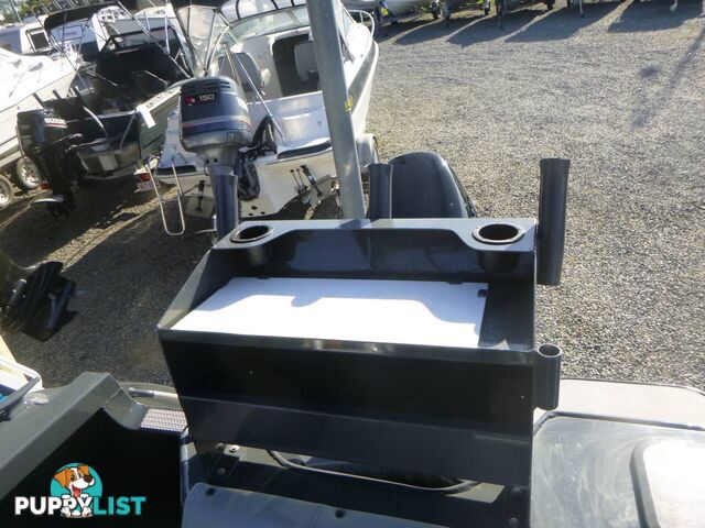 TABS 5600 SOUTHERN RAIDER PLATE BOAT -140HP SUZUKI 4 STROKE AND TRAILER