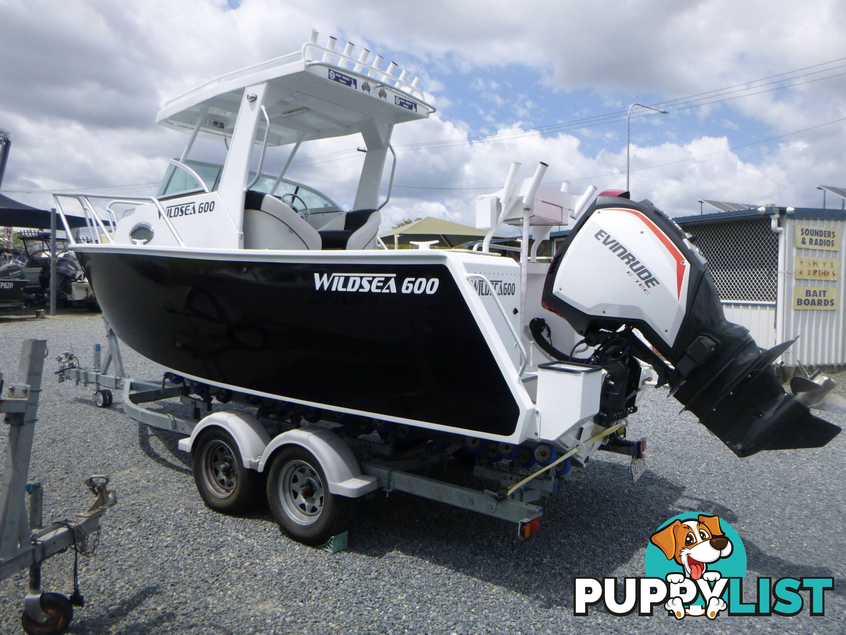 WILDSEA 600 WALKAROUND PLATEY-175HP ETEC AND 2019 AORT TRAILER