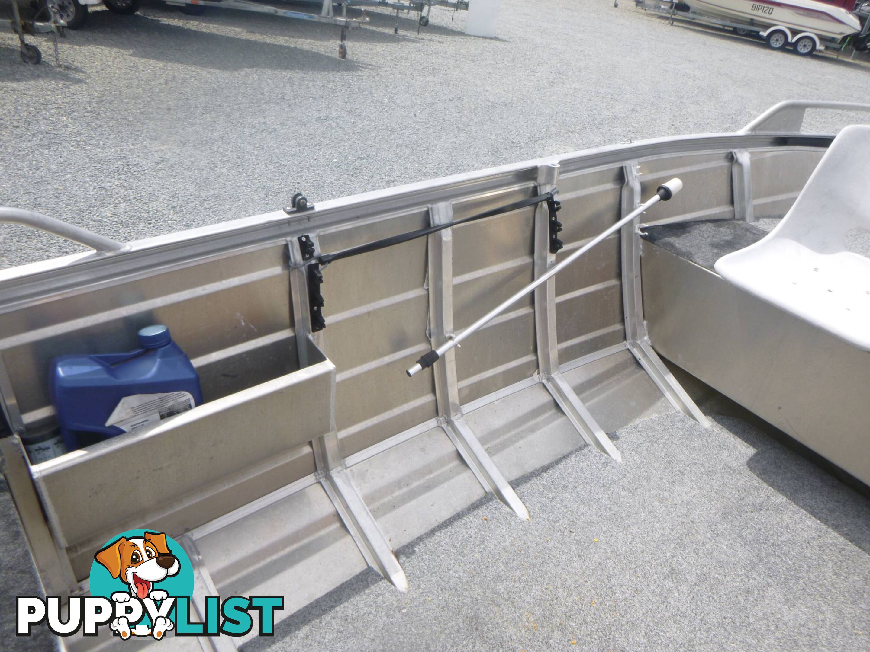 STESSCO CATCHER 429 SIDE CONSOLE RUNABOUT-30HP YAMAHA AND TRAILER 2014