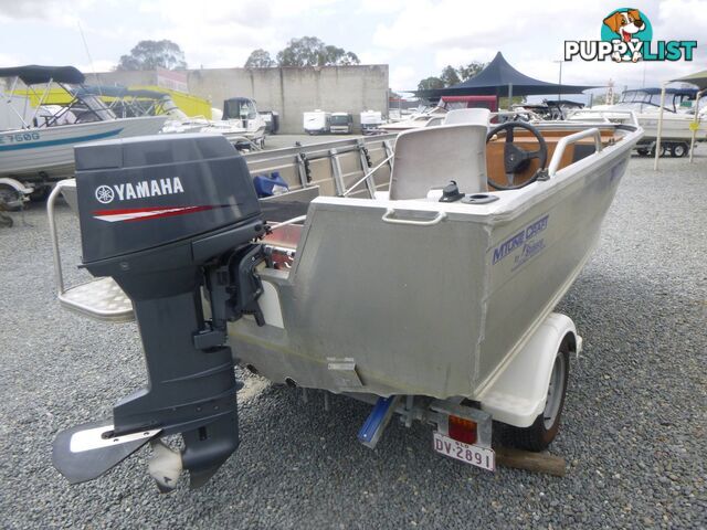 STESSCO CATCHER 429 SIDE CONSOLE RUNABOUT-30HP YAMAHA AND TRAILER 2014