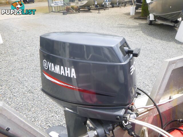 STESSCO CATCHER 429 SIDE CONSOLE RUNABOUT-30HP YAMAHA AND TRAILER 2014