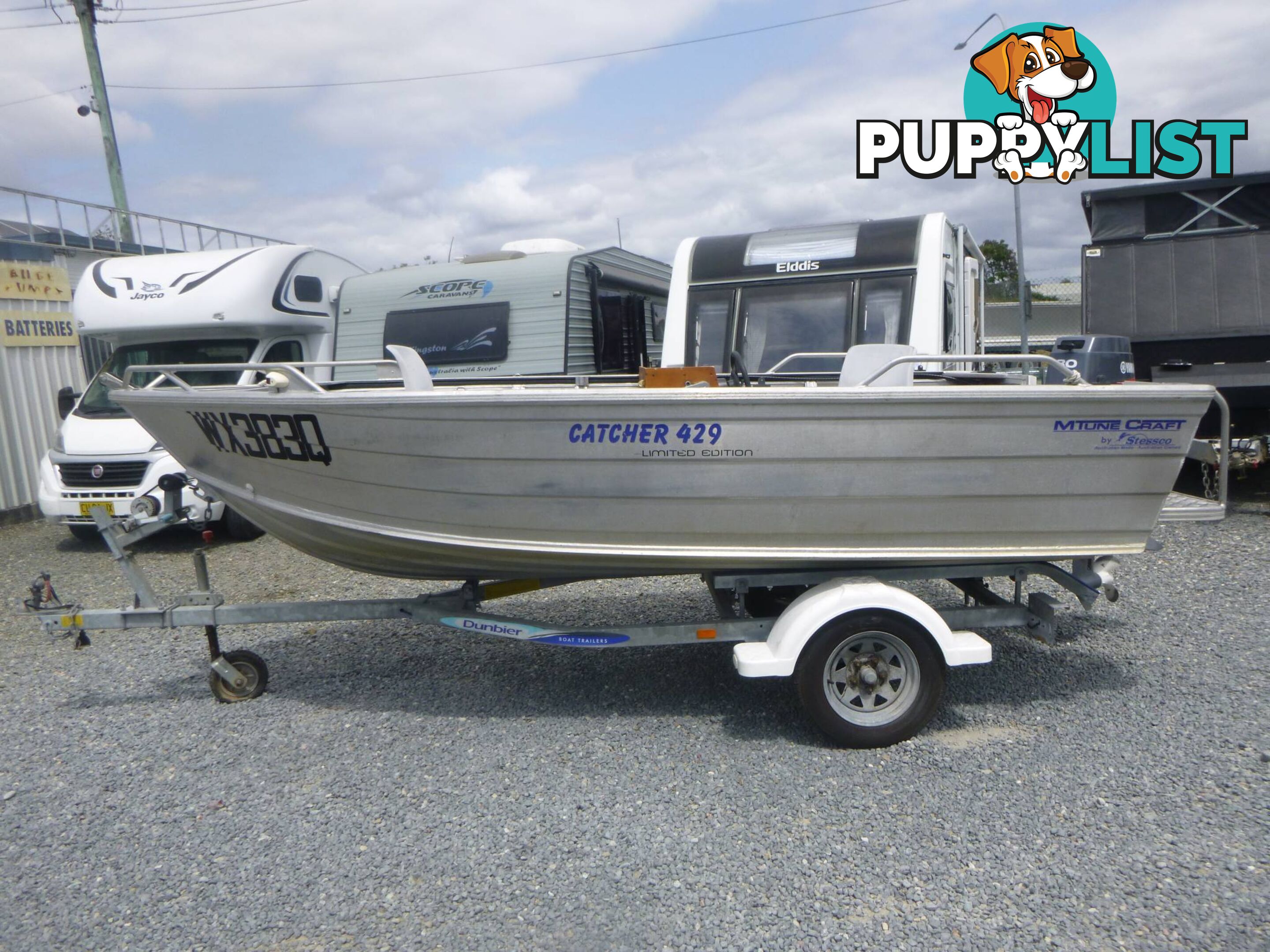 STESSCO CATCHER 429 SIDE CONSOLE RUNABOUT-30HP YAMAHA AND TRAILER 2014