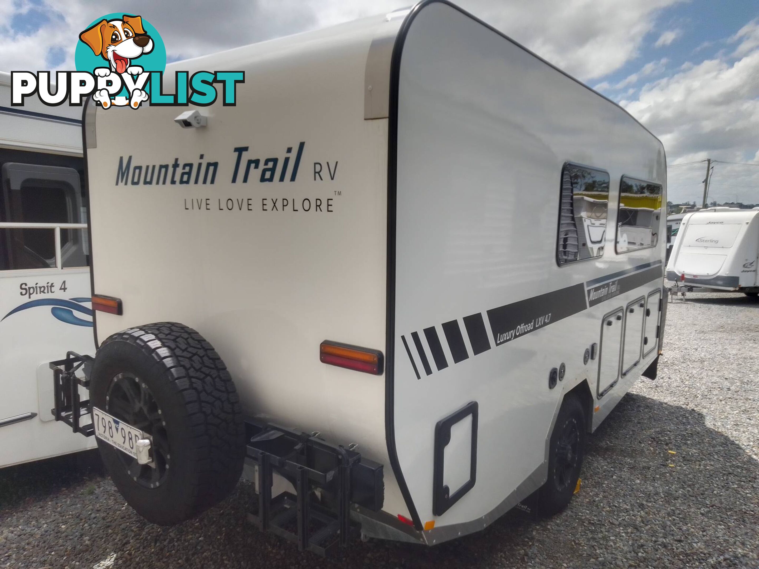 MOUNTAIN TRAIL LXV4.7 HYBRID OFFROAD 15FT CARAVAN