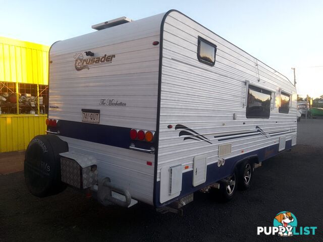USED 2012 CRUSADER MANHATTAN 24'DUAL AXLE TOURING CARAVAN
