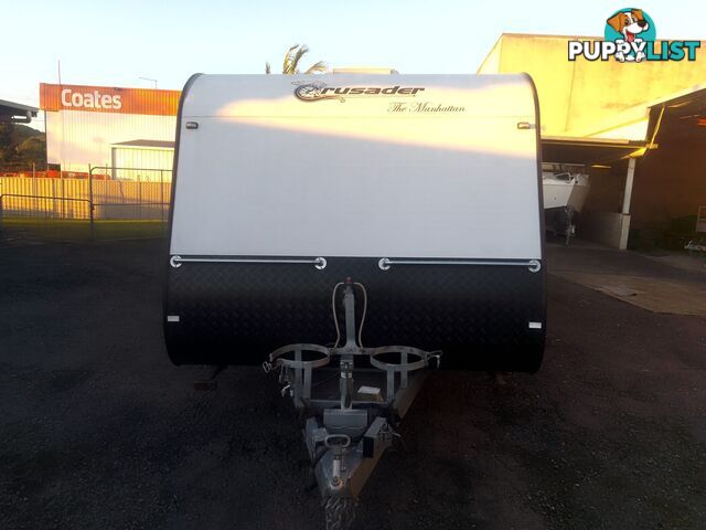 USED 2012 CRUSADER MANHATTAN 24'DUAL AXLE TOURING CARAVAN