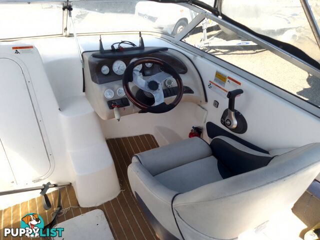 GLASTRON GS219 CUDDY CABIN 22FT-220HP MERCRUISER V6 MPI 4.3L AND TRAILER