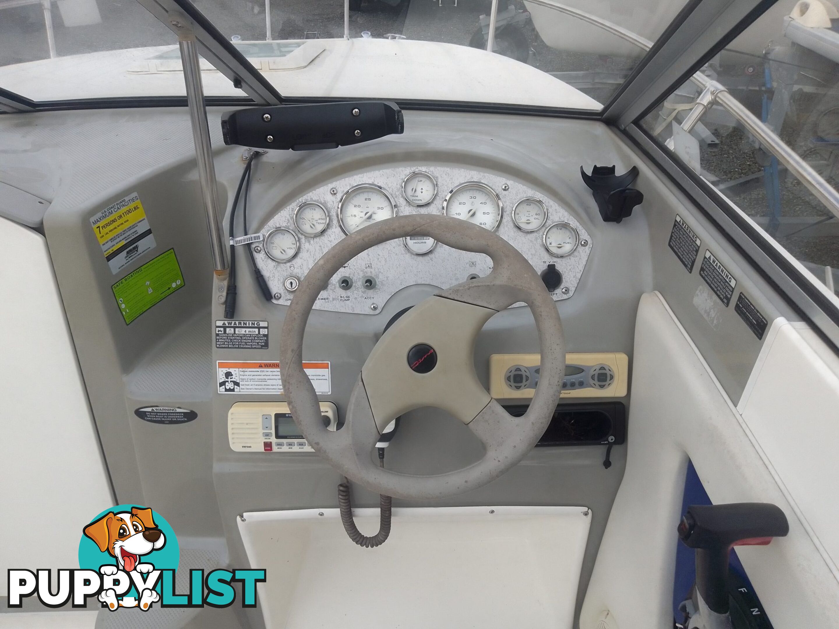 USED 2006 BAYLINER DISCOVERY CUDDY CABIN WITH A FOUR CYLINDER 135HP MERCRUISER ON A KARAVAN SINGLE AXLE TRAILER
