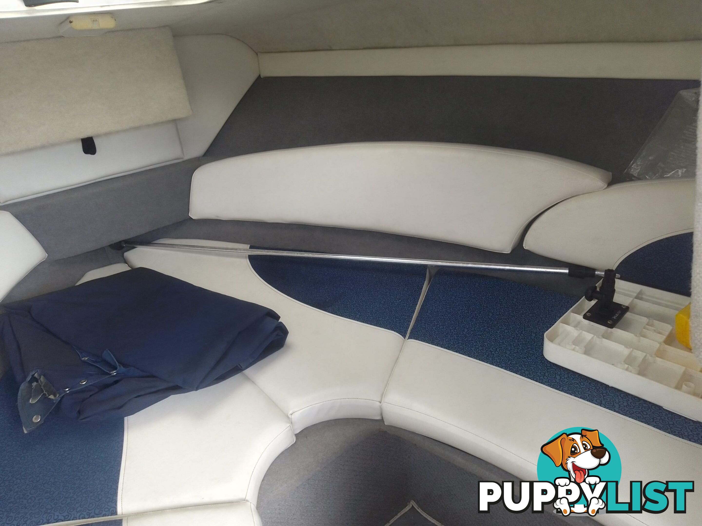 USED 2006 BAYLINER DISCOVERY CUDDY CABIN WITH A FOUR CYLINDER 135HP MERCRUISER ON A KARAVAN SINGLE AXLE TRAILER