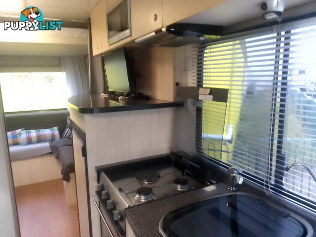 USED 2012 MERCEDEZ BENZ MURANA LUXURY, LOW MILEAGE AUTOMATIC MOTOR HOME.
