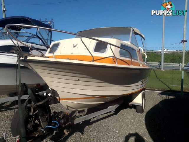 USED CRUISECRAFT REGAL 166 HALF CABIN 16.6FT WITH 140HP 4 STROKE SUZUKI OUTBOARD AND AUX 4HP MERCURY 4 STROKE OUTBOARD ON TINKA TRAILER