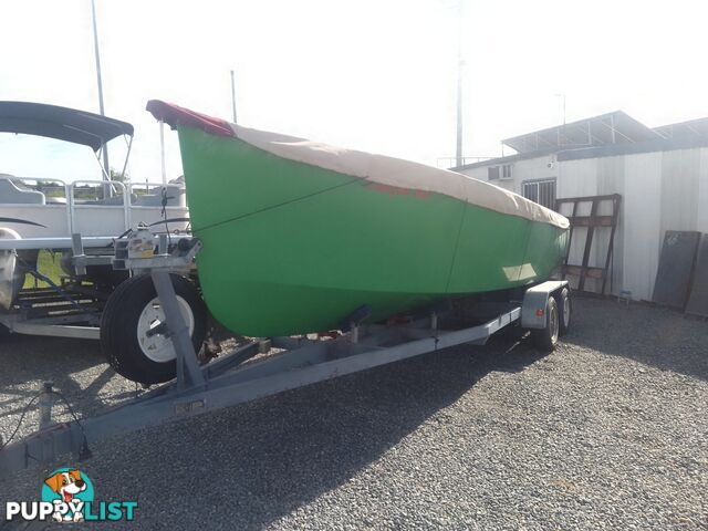 USED 2015 CUSTOM 7.00M COMPOSITE LAUNCH ON A DUAL AXLE TRAILER WITH A 2015 MODEL MERCURY OPTIMAX 175HP OUTBOARD.