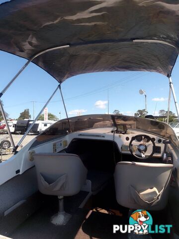 HAINES SIGNATURE 550LE HALF CABIN 115HP EVINRUDE 2 STROKE AND TRAILER