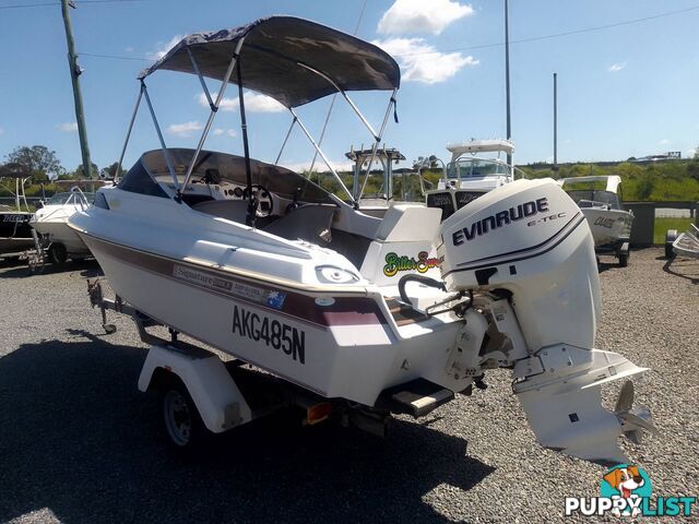 HAINES SIGNATURE 550LE HALF CABIN 115HP EVINRUDE 2 STROKE AND TRAILER