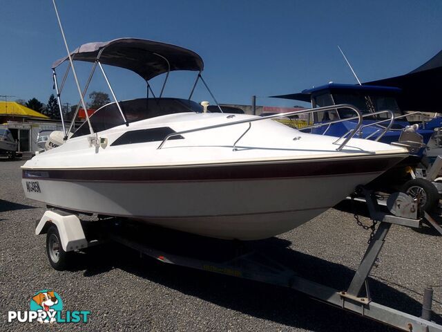 HAINES SIGNATURE 550LE HALF CABIN 115HP EVINRUDE 2 STROKE AND TRAILER