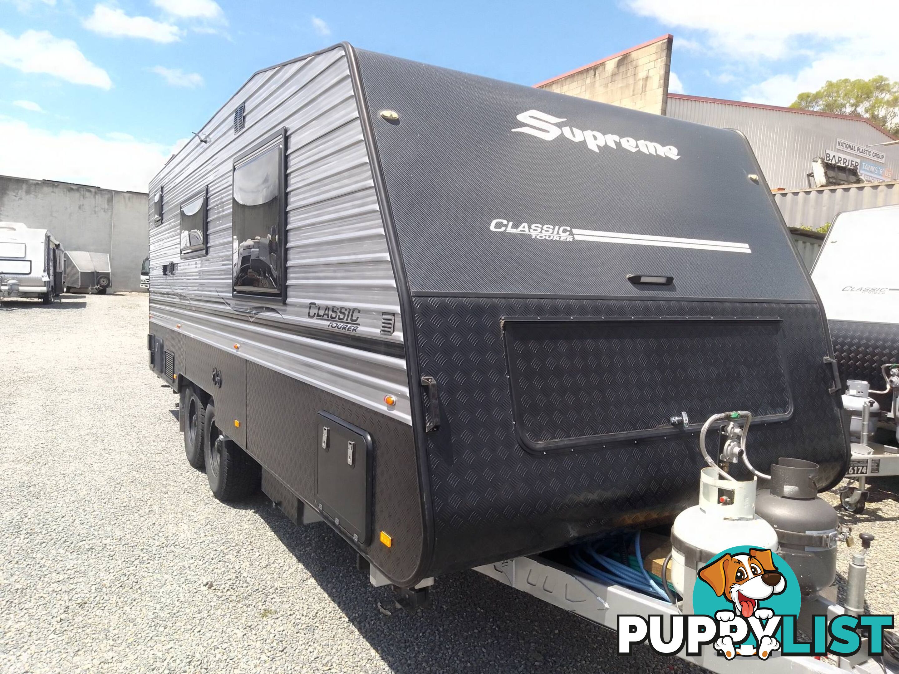 SUPREME CLASSIC TOURER 22FT OFF-ROAD CARAVAN