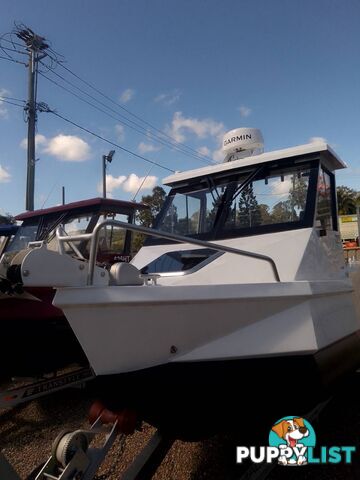 2024 ACRAFT MARINE ABSOLUTE HT 725 HALF CABIN WITH 200HP SUZUKI 4 STROKE OUTBOARD AND TRAILER