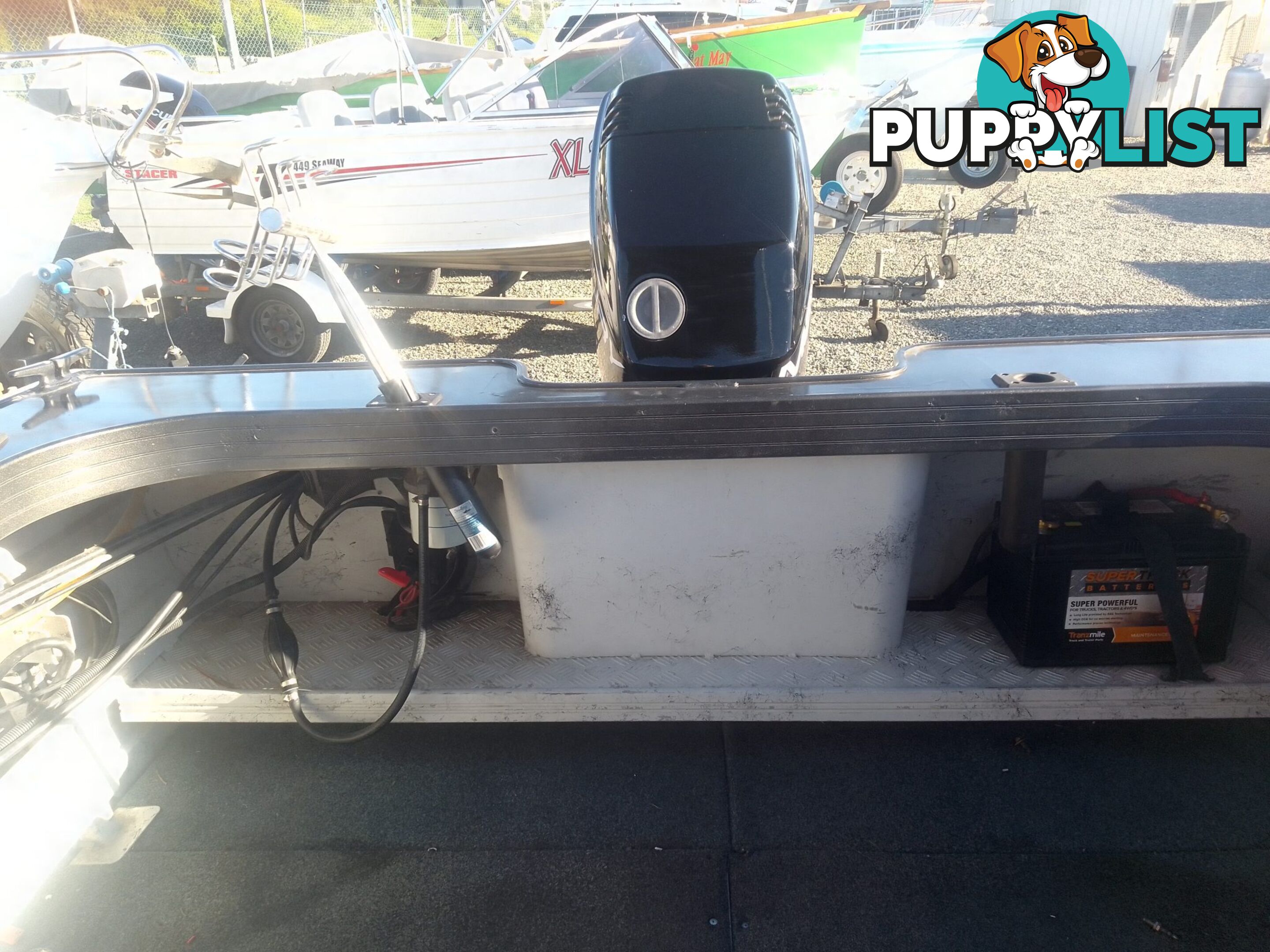 USED 2003 QUINTREX FREEDOM SPORTS 4.75M BOWRIDER WITH A 2002 75HP MERCURY OUTBOARD ON A SPECIAL SINGLE AXLE TRAILER
