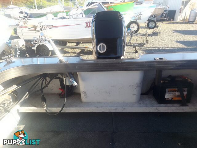 USED 2003 QUINTREX FREEDOM SPORTS 4.75M BOWRIDER WITH A 2002 75HP MERCURY OUTBOARD ON A SPECIAL SINGLE AXLE TRAILER