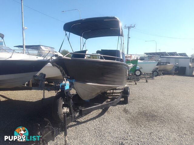 USED 2003 QUINTREX FREEDOM SPORTS 4.75M BOWRIDER WITH A 2002 75HP MERCURY OUTBOARD ON A SPECIAL SINGLE AXLE TRAILER