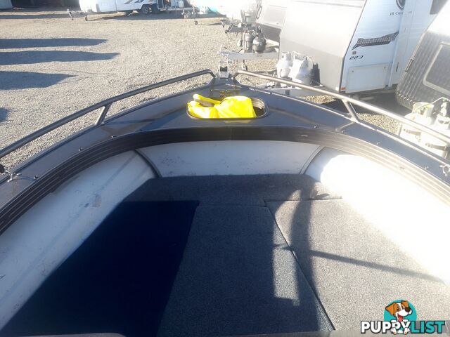 USED 2003 QUINTREX FREEDOM SPORTS 4.75M BOWRIDER WITH A 2002 75HP MERCURY OUTBOARD ON A SPECIAL SINGLE AXLE TRAILER