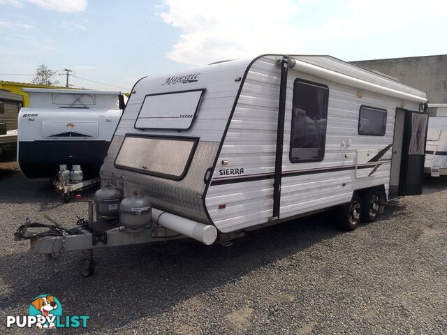 2014 MAJESTIC SIERRA 21FT LUXURY TOURING CARAVAN