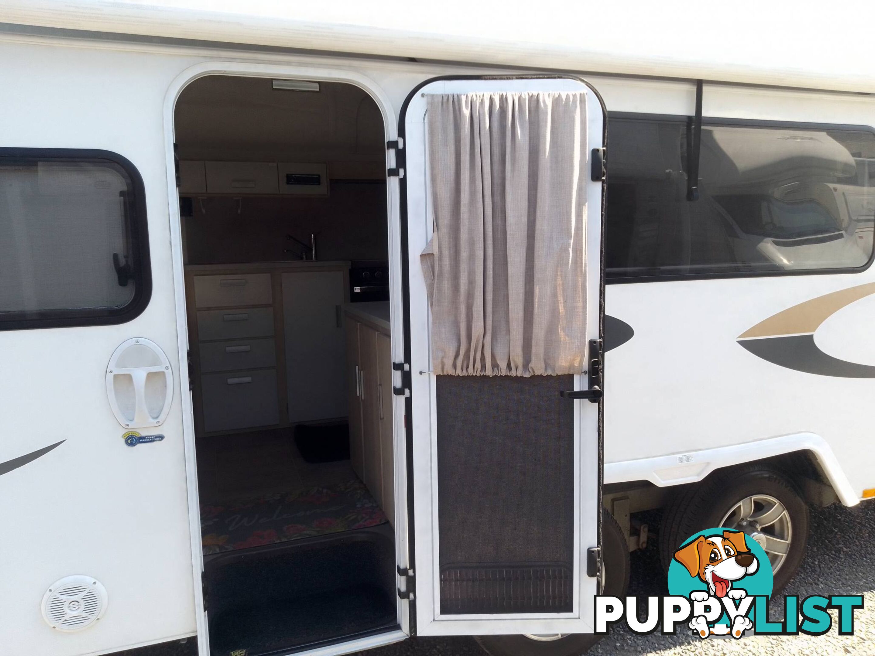 JAYCO JOURNEY 18FT FAMILY BUNK TOURING CARAVAN