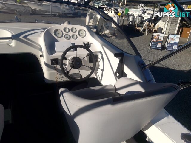 USED 2002 SEAFARER VIKING 5.5M CUDDY CABIN WITH A 2002 115HP EVINRUDE OUTBOARD ON A 2002 TINKA SEAFARER SINGLE AXLE TRAILER