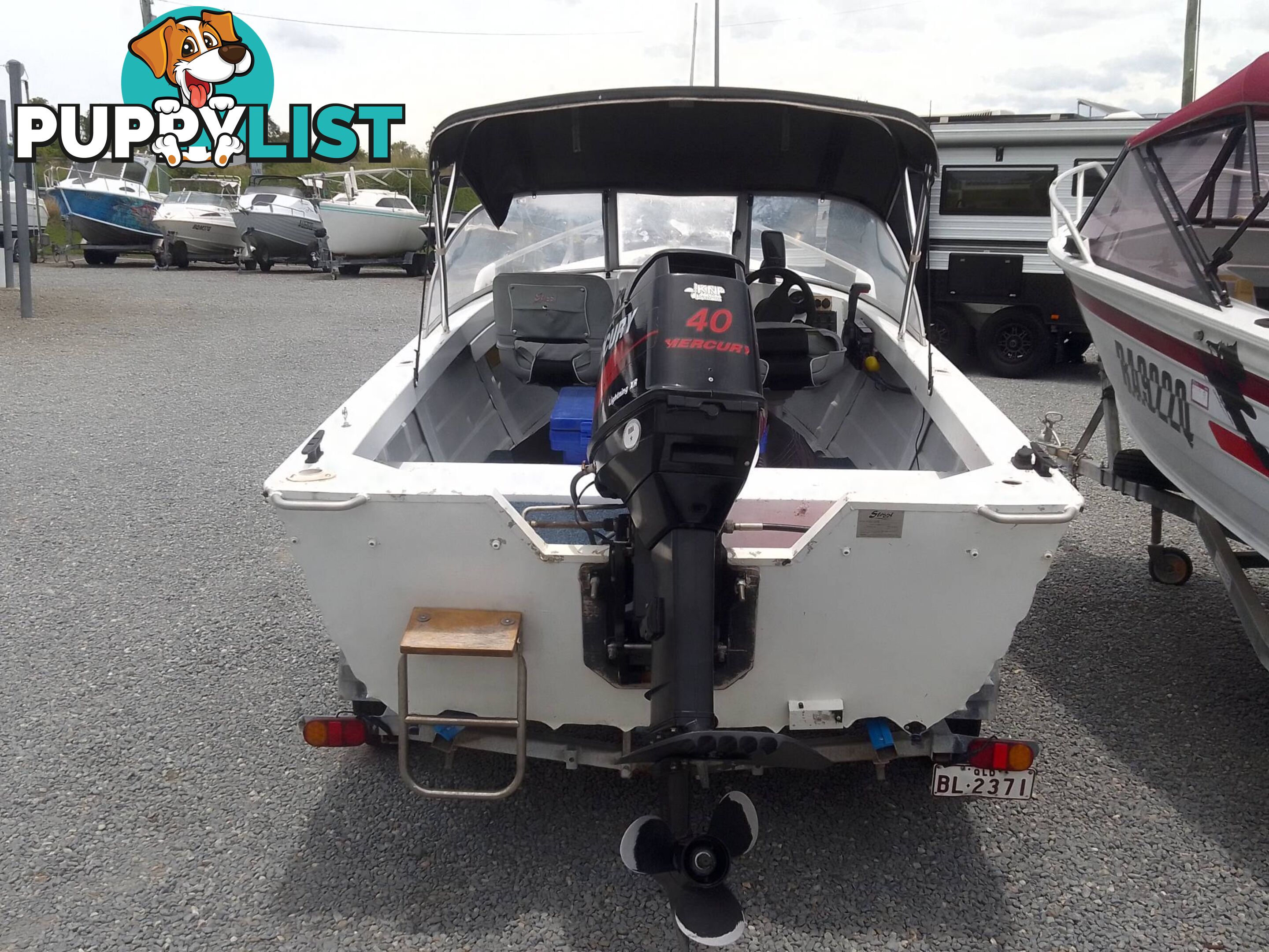 STESSL SPORTSMAN 415 RUNABOUT -40HP MERCURY 2 STROKE AND TRAILER