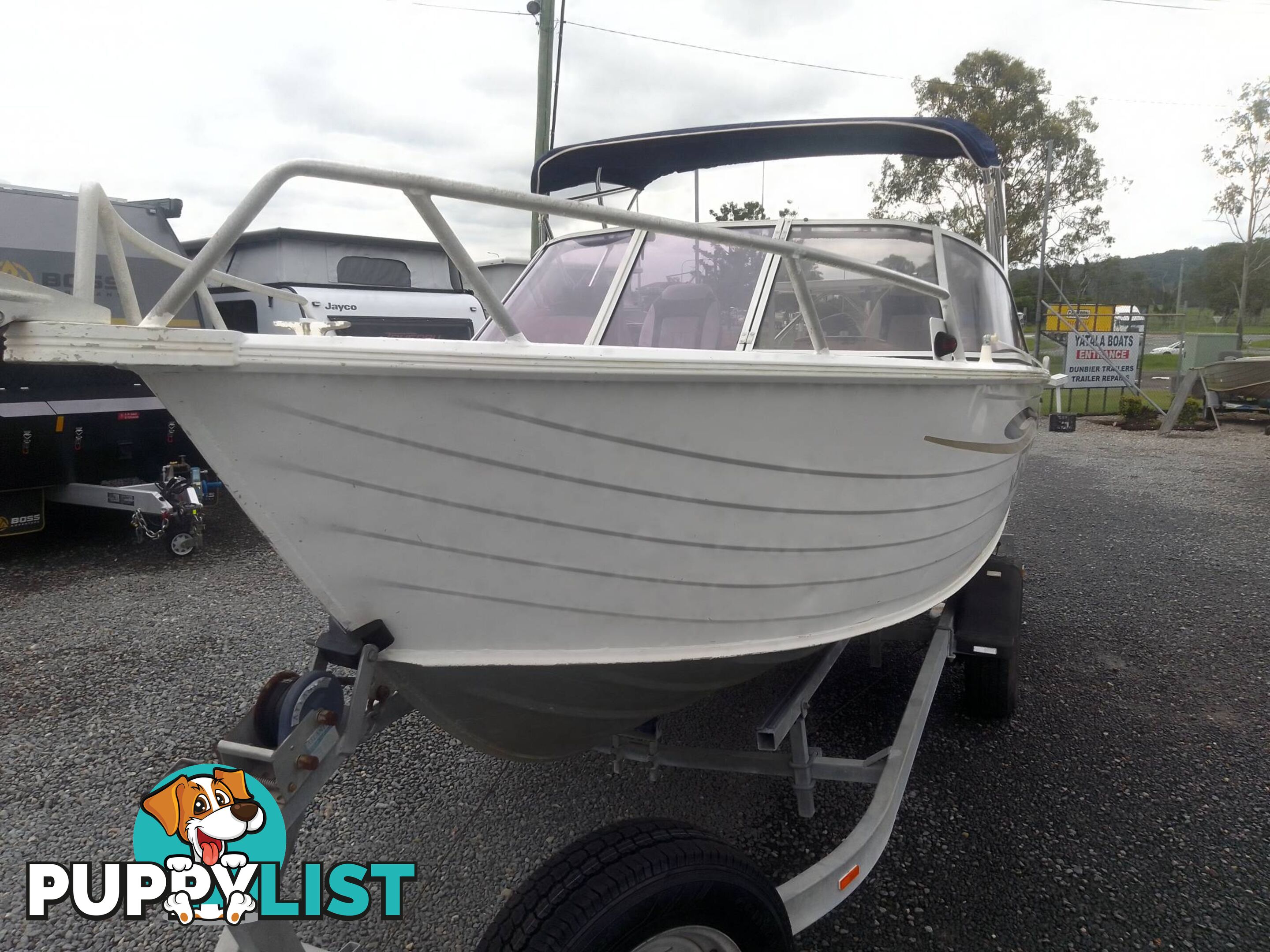 STACER EASYRIDER BOWRIDER-90HP MERCURY 2 STROKE OUTBOARD AND TRAILER