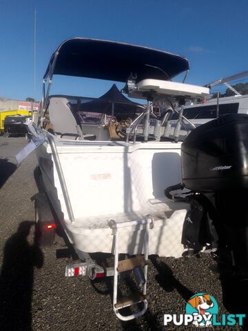 STACER EASYRIDER BOWRIDER-90HP MERCURY 2 STROKE OUTBOARD AND TRAILER