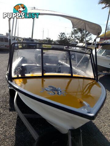 QUINTREX 430 FISHABOUT -50HP YAMAHA 4 STROKE AND TRAILER