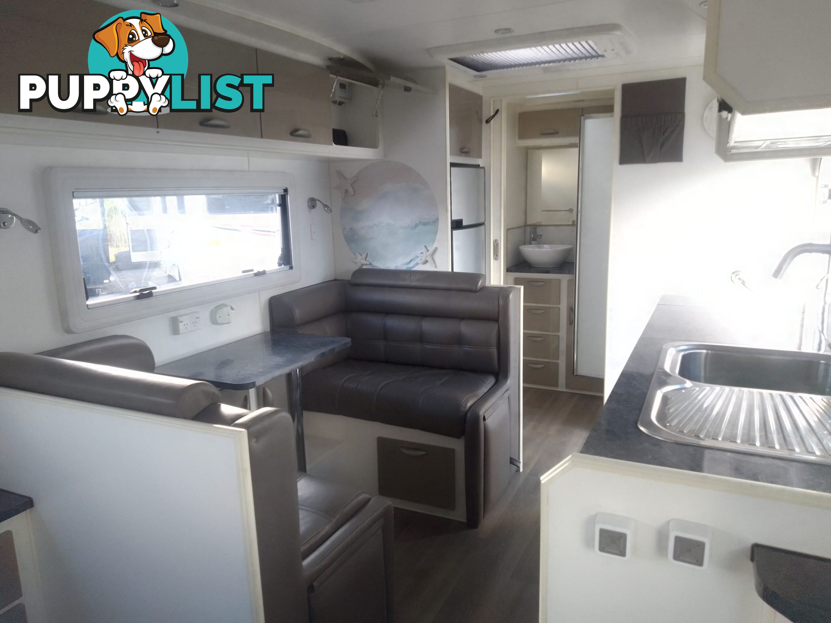 USED 2019 JB DREAMLINE DUAL AXLE 22FT TOURING CARAVAN