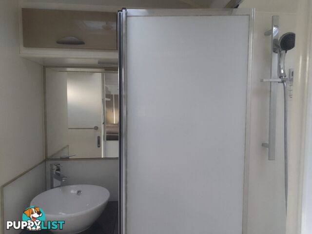 USED 2019 JB DREAMLINE DUAL AXLE 22FT TOURING CARAVAN