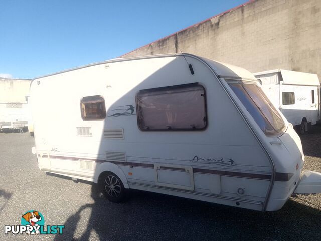 SWIFT ACCORD 480 16.5FT TOURING CARAVAN