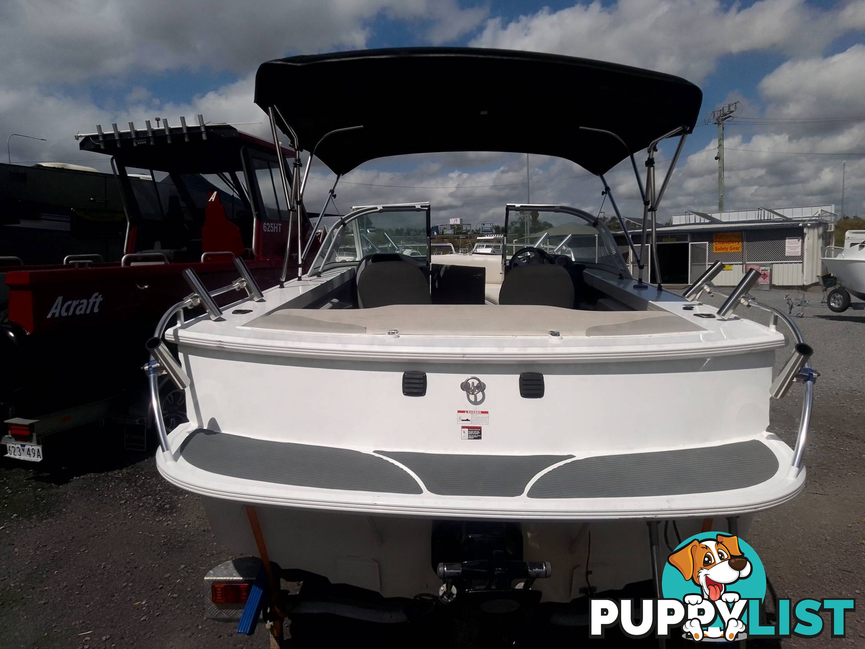 QUINTREX 570 FREEDOM CRUISER BOWRIDER-MERCRUISER 3.0L MPI 135HP STERNDRIVE AND TRAILER