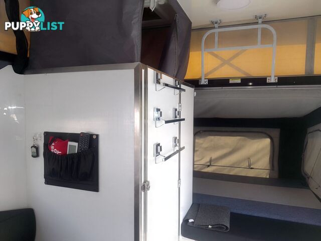 USED 2022 STONEY CREEK SCOUT 14+2 HYBRID OFF ROAD CARAVAN