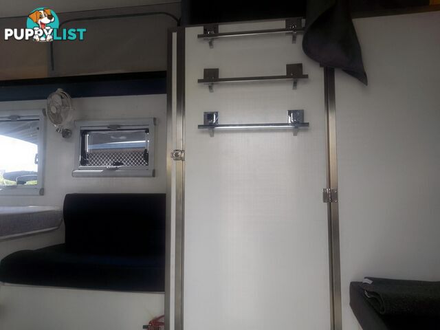 USED 2022 STONEY CREEK SCOUT 14+2 HYBRID OFF ROAD CARAVAN