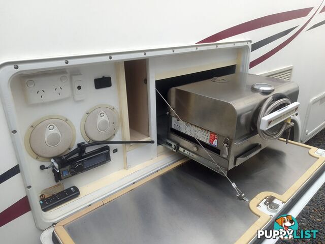 USED 2022 STONEY CREEK SCOUT 14+2 HYBRID OFF ROAD CARAVAN