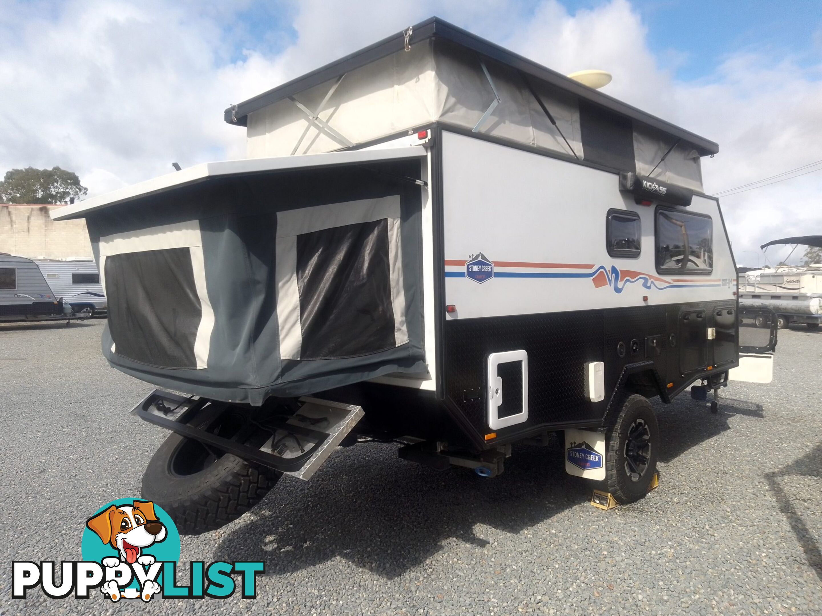 USED 2022 STONEY CREEK SCOUT 14+2 HYBRID OFF ROAD CARAVAN