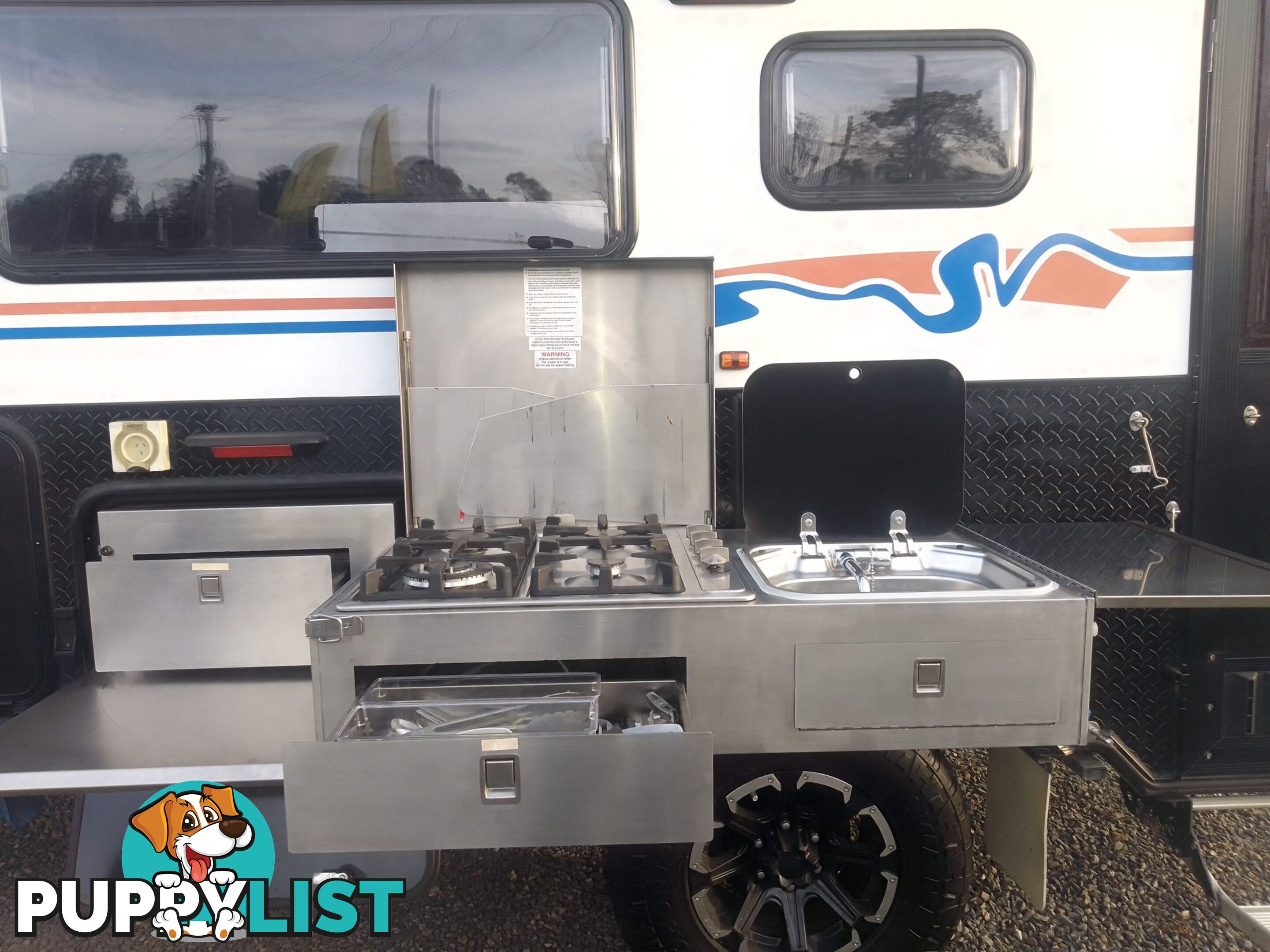 USED 2022 STONEY CREEK SCOUT 14+2 HYBRID OFF ROAD CARAVAN