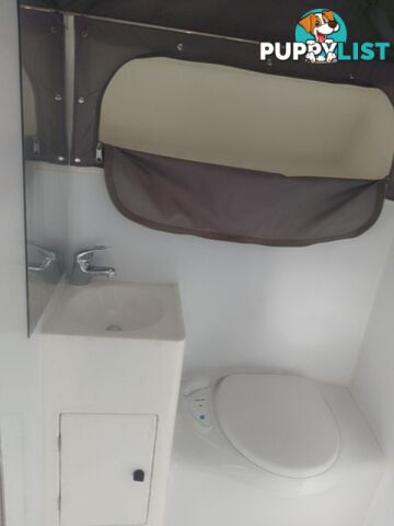 USED 2023 JAWA INFINITY 15 ESCAPE HYBRID SINGLE AXLE OFF ROAD CARAVAN