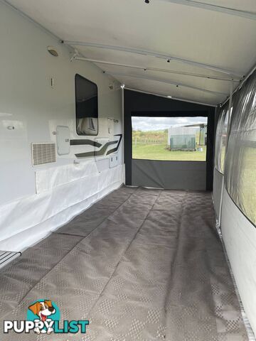 JAYCO SILVERLINE SEMI-OFFROAD SLIDE OUT TOURING CARAVAN